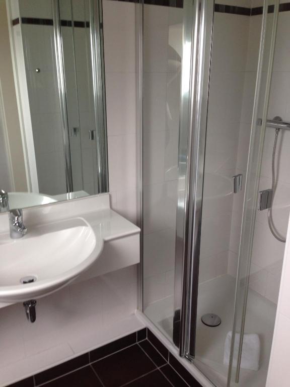 Vierlandentor Hotel Hamburg Szoba fotó